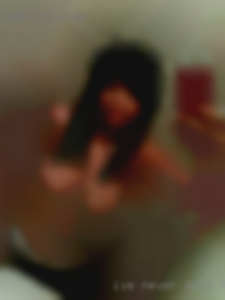 I've never seen fucking so many dick pictures in Elmwood.